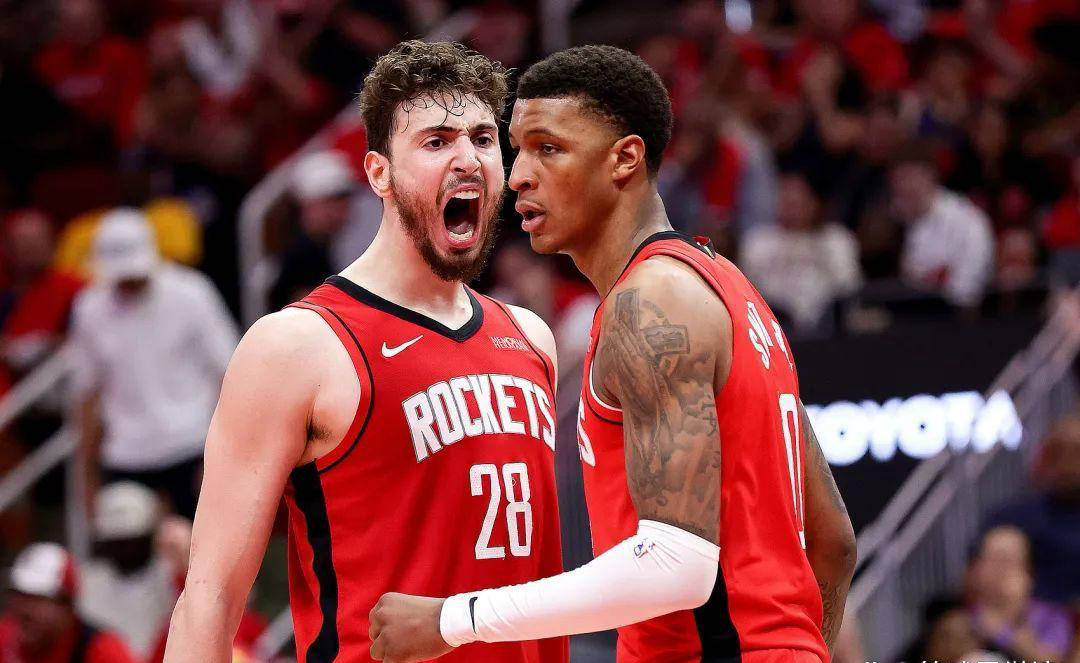 NBA三方交易传闻：库明加或将加盟芝加哥公牛？