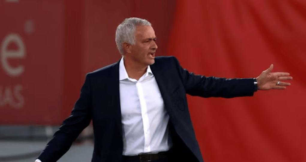 埃弗顿须向穆帅学习，赢得英联杯，避免赛季脱轨