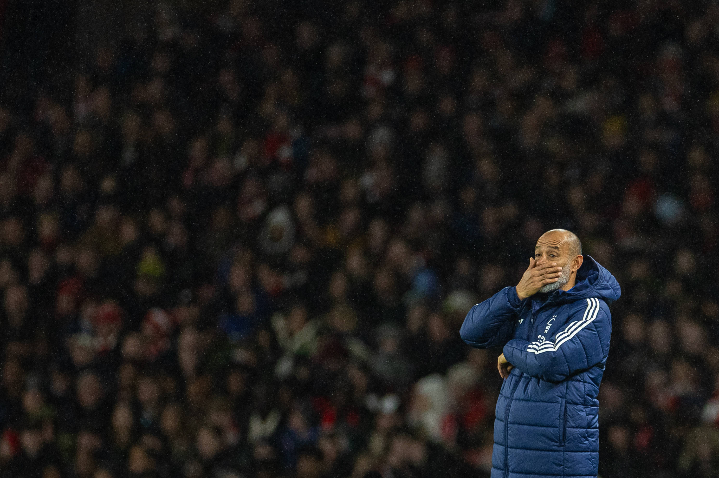 英超诺丁汉森林队解雇主教练努诺